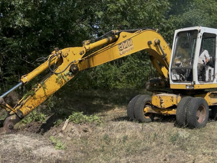 Білий Лібхерр A 900, об'ємом двигуна 4 л та пробігом 1 тис. км за 14500 $, фото 1 на Automoto.ua