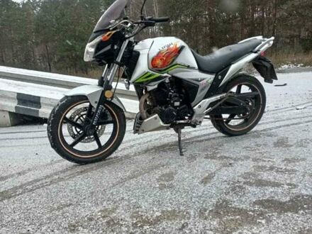 Ліфан 250 2014 у Рівному на Automoto.ua Сірий Ліфан 250, об'ємом двигуна 0 л та пробігом 1 тис. км за 900 $, фото 1 на Automoto.ua