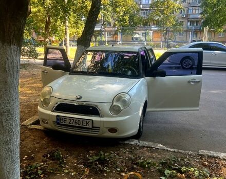 Белый Лифан 320, объемом двигателя 1.3 л и пробегом 116 тыс. км за 2200 $, фото 4 на Automoto.ua