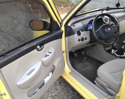 Жовтий Ліфан 320, об'ємом двигуна 1.3 л та пробігом 129 тис. км за 2900 $, фото 5 на Automoto.ua