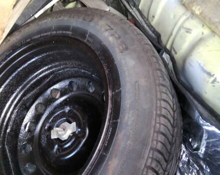 Желтый Лифан 320, объемом двигателя 1.3 л и пробегом 130 тыс. км за 2900 $, фото 3 на Automoto.ua