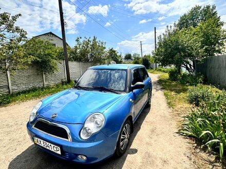 Лифан 320 2013 в Харькове на Automoto.ua Синий Лифан 320, объемом двигателя 1.3 л и пробегом 82 тыс. км за 3000 $, фото 1 на Automoto.ua