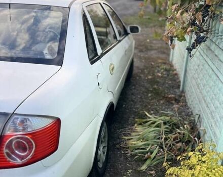 Ліфан 520 2008 у Терновке на Automoto.ua Білий Ліфан 520, об'ємом двигуна 1.34 л та пробігом 190 тис. км за 2000 $, фото 4 на Automoto.ua
