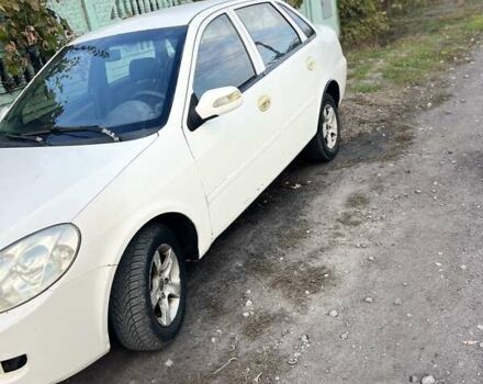Ліфан 520 2008 у Терновке на Automoto.ua Білий Ліфан 520, об'ємом двигуна 1.34 л та пробігом 190 тис. км за 2000 $, фото 1 на Automoto.ua