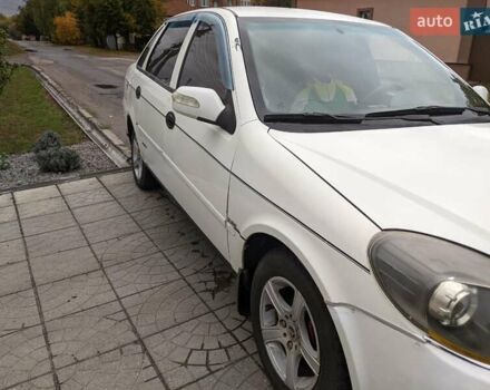 Белый Лифан 520, объемом двигателя 1.3 л и пробегом 240 тыс. км за 1900 $, фото 8 на Automoto.ua