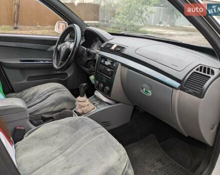 Белый Лифан 520, объемом двигателя 1.3 л и пробегом 240 тыс. км за 1900 $, фото 1 на Automoto.ua