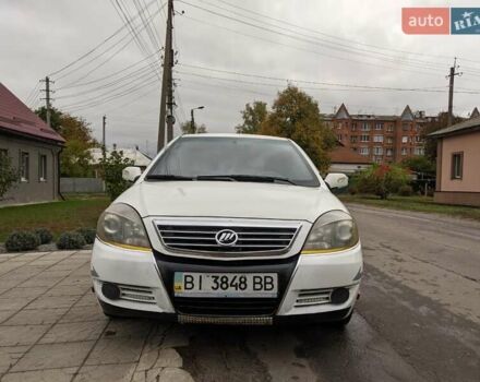 Белый Лифан 520, объемом двигателя 1.3 л и пробегом 240 тыс. км за 1900 $, фото 1 на Automoto.ua
