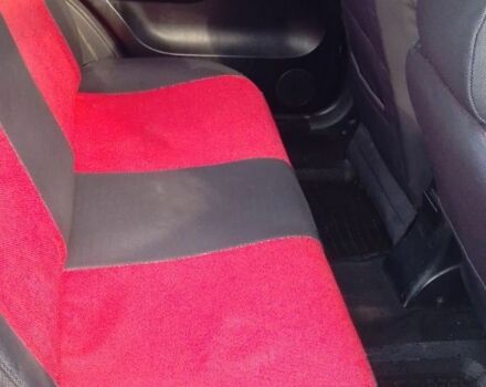 Красный Лифан 520, объемом двигателя 1.3 л и пробегом 223 тыс. км за 1300 $, фото 7 на Automoto.ua