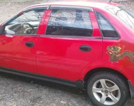 Красный Лифан 520, объемом двигателя 1.3 л и пробегом 223 тыс. км за 1300 $, фото 2 на Automoto.ua