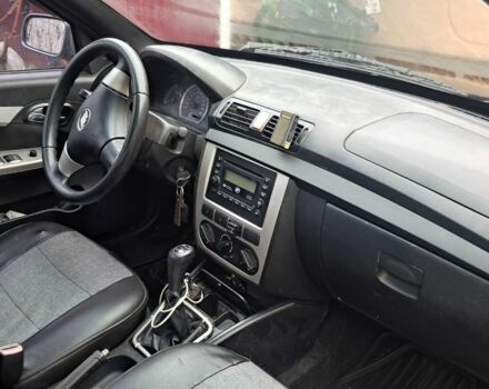 Серый Лифан 520, объемом двигателя 1.6 л и пробегом 140 тыс. км за 2000 $, фото 3 на Automoto.ua