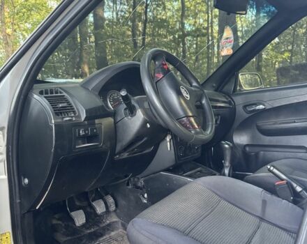 Сірий Ліфан 520, об'ємом двигуна 1.6 л та пробігом 184 тис. км за 1820 $, фото 4 на Automoto.ua