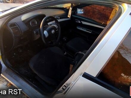 Серый Лифан 520, объемом двигателя 1.3 л и пробегом 990 тыс. км за 2500 $, фото 1 на Automoto.ua