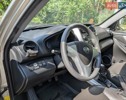 Бежевий Ліфан Х60, об'ємом двигуна 1.79 л та пробігом 42 тис. км за 5200 $, фото 19 на Automoto.ua