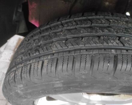 Красный Лифан Х60, объемом двигателя 1.8 л и пробегом 123 тыс. км за 3500 $, фото 4 на Automoto.ua