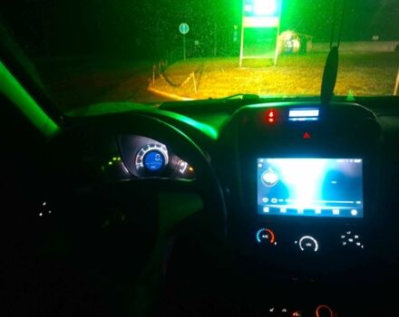 Красный Лифан Х60, объемом двигателя 1.8 л и пробегом 123 тыс. км за 3500 $, фото 2 на Automoto.ua