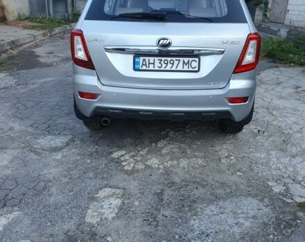 Лифан Х60 2014 в Каменское - Днепродзержинск на Automoto.ua Серый Лифан Х60, объемом двигателя 1.8 л и пробегом 6 тыс. км за 5900 $, фото 3 на Automoto.ua