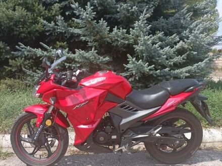 Ліфан CityR 200 2016 у Кривому Розі на Automoto.ua Червоний Ліфан CityR 200, об'ємом двигуна 0 л та пробігом 12 тис. км за 1100 $, фото 1 на Automoto.ua