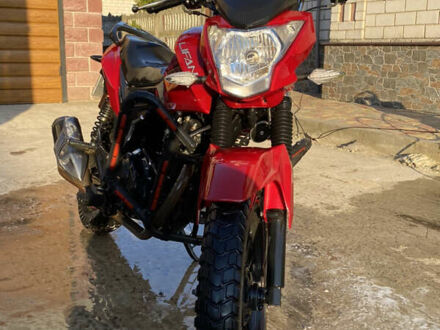 Ліфан CityR 200 2021 у Сарнах на Automoto.ua Червоний Ліфан CityR 200, об'ємом двигуна 0.2 л та пробігом 1 тис. км за 950 $, фото 1 на Automoto.ua
