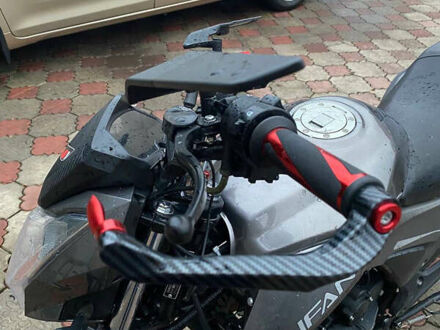 Серый Лифан CityR 200, объемом двигателя 0 л и пробегом 5 тыс. км за 1200 $, фото 1 на Automoto.ua