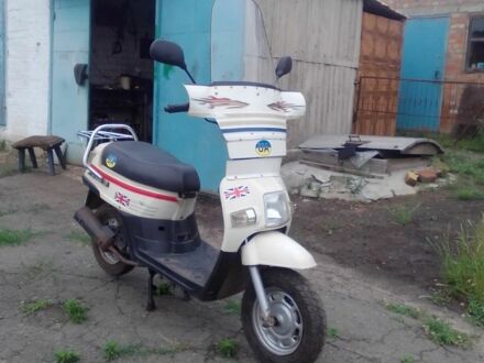 Лифан Другая 2012 в Черкассах на Automoto.ua Лифан Другая, объемом двигателя 50 л и пробегом 0 тыс. км за 10000 $, фото 1 на Automoto.ua