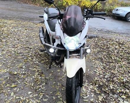 Белый Лифан KP 200, объемом двигателя 0.2 л и пробегом 32 тыс. км за 1150 $, фото 4 на Automoto.ua