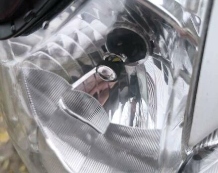 Белый Лифан KP 200, объемом двигателя 0.2 л и пробегом 32 тыс. км за 1150 $, фото 2 на Automoto.ua