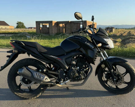 Черный Лифан KP 200, объемом двигателя 0.2 л и пробегом 2 тыс. км за 1490 $, фото 9 на Automoto.ua