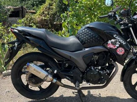 Лифан KP 200 2020 в Баштанке на Automoto.ua Черный Лифан KP 200, объемом двигателя 0.2 л и пробегом 15 тыс. км за 1000 $, фото 1 на Automoto.ua