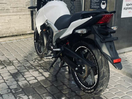 Лифан KP 200, объемом двигателя 0.2 л и пробегом 5 тыс. км за 1700 $, фото 1 на Automoto.ua