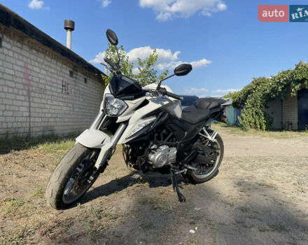 Білий Ліфан KP 350, об'ємом двигуна 0.35 л та пробігом 18 тис. км за 3000 $, фото 1 на Automoto.ua