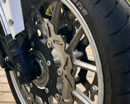 Белый Лифан KP 350, объемом двигателя 0.35 л и пробегом 14 тыс. км за 3200 $, фото 17 на Automoto.ua