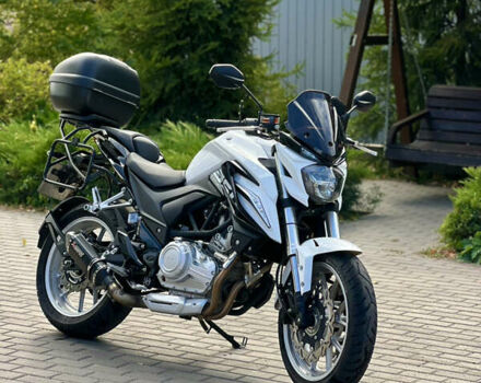 Белый Лифан KP 350, объемом двигателя 0.35 л и пробегом 14 тыс. км за 3200 $, фото 1 на Automoto.ua