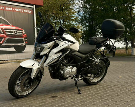 Белый Лифан KP 350, объемом двигателя 0.35 л и пробегом 14 тыс. км за 3200 $, фото 13 на Automoto.ua