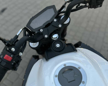 Белый Лифан KPS 200, объемом двигателя 0.2 л и пробегом 3 тыс. км за 2100 $, фото 2 на Automoto.ua