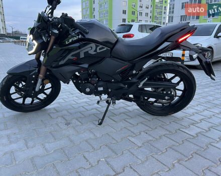 Черный Лифан KPS 200, объемом двигателя 0.2 л и пробегом 3 тыс. км за 2000 $, фото 5 на Automoto.ua