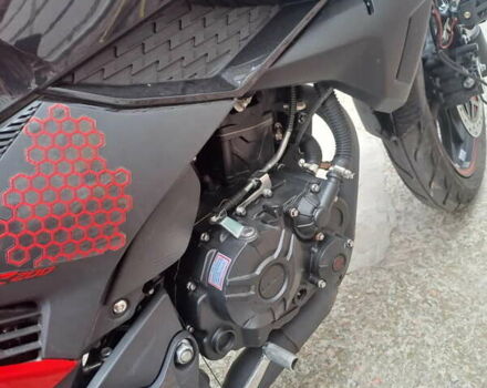 Красный Лифан KPS 200, объемом двигателя 0.2 л и пробегом 4 тыс. км за 2000 $, фото 5 на Automoto.ua