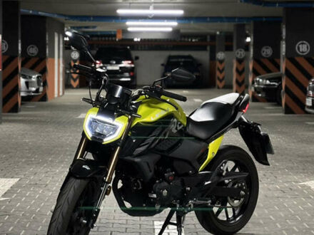 Жовтий Ліфан KPS 200, об'ємом двигуна 0.2 л та пробігом 1 тис. км за 1800 $, фото 1 на Automoto.ua