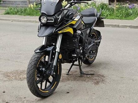 Ліфан KPT 200-4V 2023 у Києві на Automoto.ua Чорний Ліфан KPT 200-4V, об'ємом двигуна 0.2 л та пробігом 17 тис. км за 1650 $, фото 1 на Automoto.ua