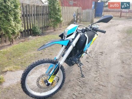 Ліфан KPX 250 2024 у Рокитне на Automoto.ua Білий Ліфан KPX 250, об'ємом двигуна 0.25 л та пробігом 8 тис. км за 1500 $, фото 1 на Automoto.ua