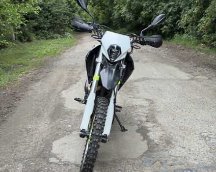 Черный Лифан KPX 250, объемом двигателя 0.25 л и пробегом 12 тыс. км за 1450 $, фото 1 на Automoto.ua