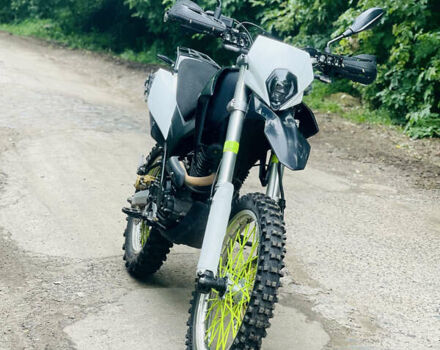 Черный Лифан KPX 250, объемом двигателя 0.25 л и пробегом 12 тыс. км за 1450 $, фото 2 на Automoto.ua