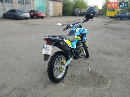 Ліфан KPX 250 2023 у Носовке на Automoto.ua Чорний Ліфан KPX 250, об'ємом двигуна 0.25 л та пробігом 3 тис. км за 1600 $, фото 1 на Automoto.ua
