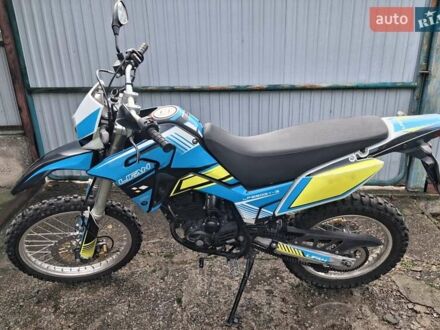 Синий Лифан KPX 250, объемом двигателя 0.25 л и пробегом 2 тыс. км за 1400 $, фото 1 на Automoto.ua