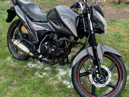 Ліфан LF150-2E 2021 у Львові на Automoto.ua Сірий Ліфан LF150-2E, об'ємом двигуна 0.15 л та пробігом 5 тис. км за 760 $, фото 1 на Automoto.ua