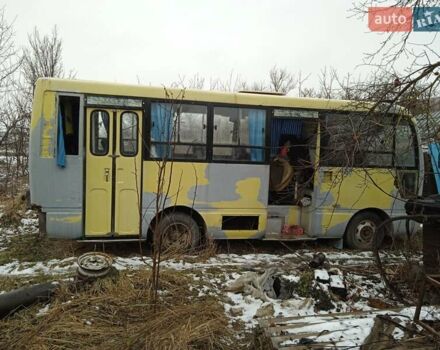 Жовтий Ліфан LF пас, об'ємом двигуна 3.61 л та пробігом 110 тис. км за 1800 $, фото 1 на Automoto.ua