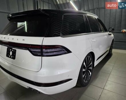 Белый Линкольн Авиатор, объемом двигателя 3 л и пробегом 60 тыс. км за 65000 $, фото 2 на Automoto.ua