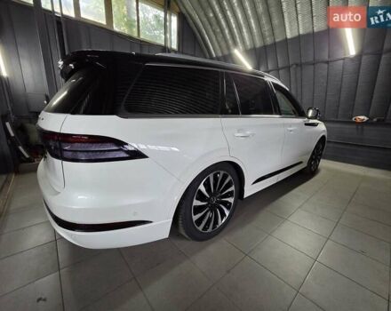 Белый Линкольн Авиатор, объемом двигателя 3 л и пробегом 60 тыс. км за 65000 $, фото 3 на Automoto.ua