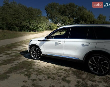 Белый Линкольн Авиатор, объемом двигателя 3 л и пробегом 105 тыс. км за 39500 $, фото 3 на Automoto.ua