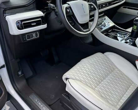Білий Лінкольн Авіатор, об'ємом двигуна 3 л та пробігом 79 тис. км за 78500 $, фото 47 на Automoto.ua