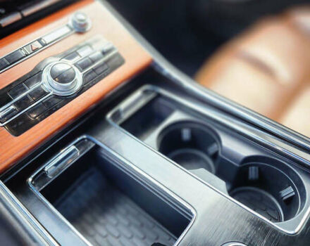 Белый Линкольн Авиатор, объемом двигателя 3 л и пробегом 56 тыс. км за 35000 $, фото 15 на Automoto.ua